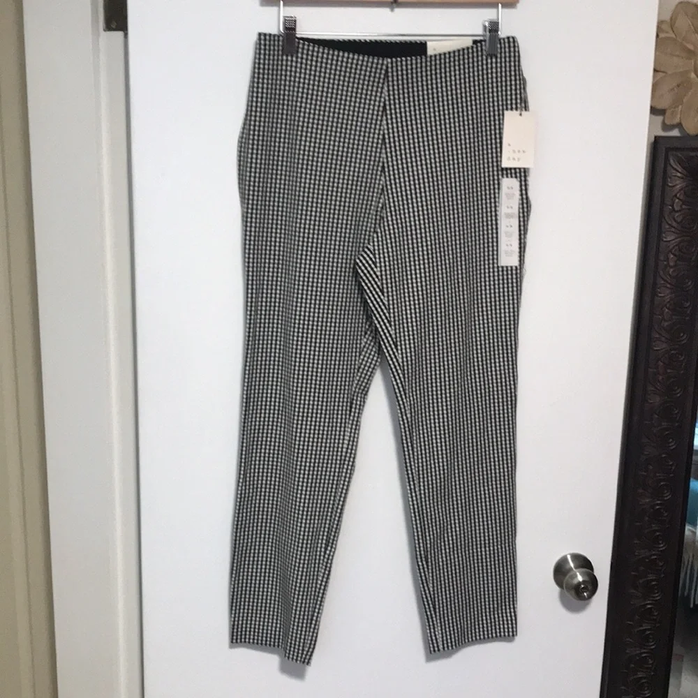 NEW A New Day‎ Gingham Skinny Ankle Pant. 6